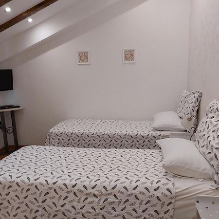 Apt Lavender On Nincevica St- 1 Bedroom Apt 5 Min To The Old Town Of Split Ngoại thất bức ảnh