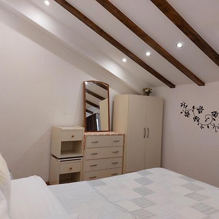 Apt Lavender On Nincevica St- 1 Bedroom Apt 5 Min To The Old Town Of Split Ngoại thất bức ảnh